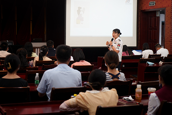 1655889247103117.jpg 綿陽(yáng)機(jī)場(chǎng)2022年內(nèi)訓(xùn)教員授課決賽圓滿結(jié)束2.jpg