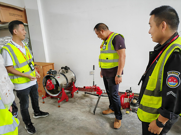 1664345430860334.jpg 綿陽機場開展第三季度應急救援檢查工作.jpg